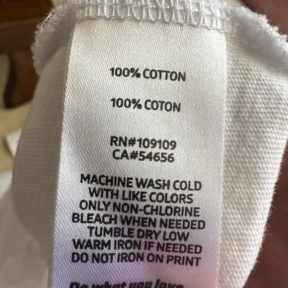 Life Is Good Women’s White Take Me To The Ocean Flip Flops Logo Crusher tee. Med - Picture 6 of 7